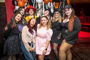 Halloween se seznamovákem